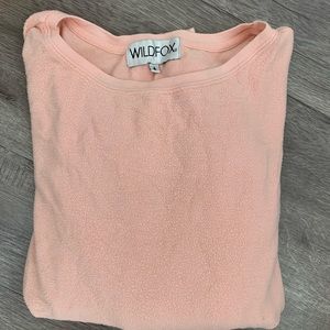 Cozy light pink WILDFOX sweatshirt